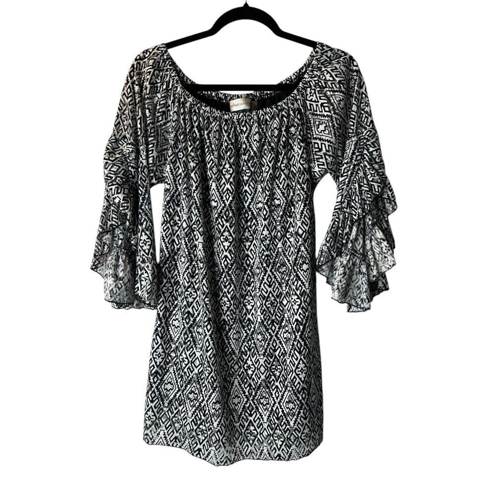 Urban Mangoz Top Size XL‎ Black Geometric Print Bell Sleeve Tunic Boho Peasant